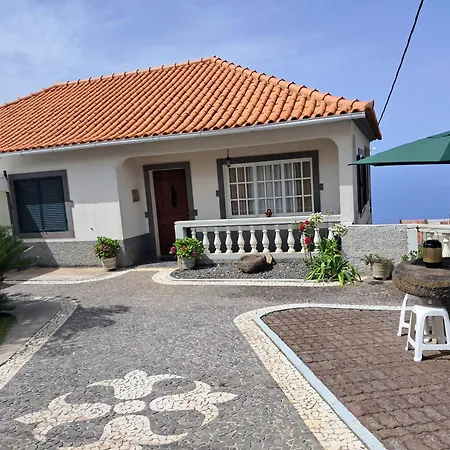 Casa Sequeira