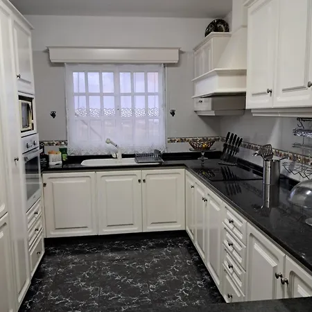 Casa Sequeira Фажан-да-Овель